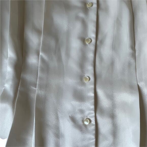 Vintage 1980s Satin Blouse Lace Floral Collar Button Down Made in Korea White 10 - Picture 9 of 11